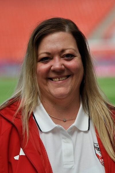Yvonne Hoster